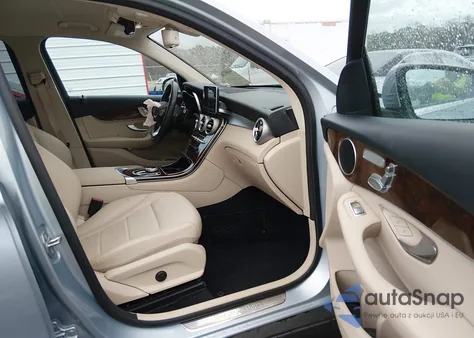 2017 Mercedes-Benz Glc 300 4Matic from USA, damaged, VIN WDC0G4KB9HF206888